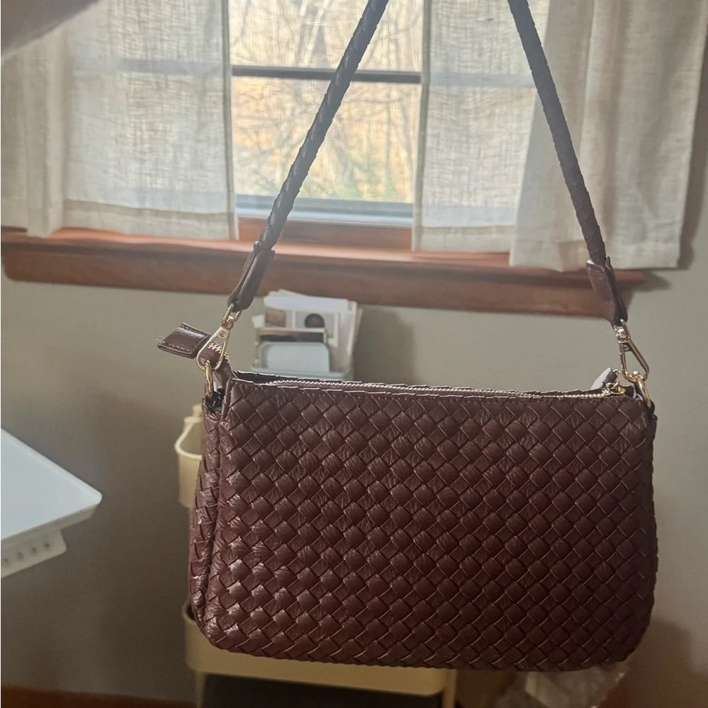Modern + Chic Elegant Elle Woven shoulder/Crossbody Bag-cinnamon - Picture 3 of 13